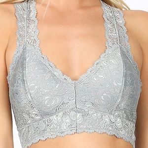 PLUS LIGHT GRAY STRETCH LACE BRALETTE HOURGLASS
